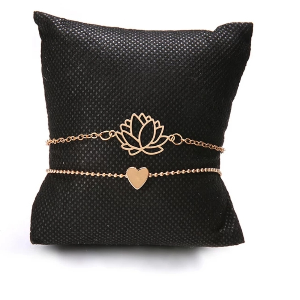 *Pheobe* Gold Bracelet Set - Picture 2 of 6